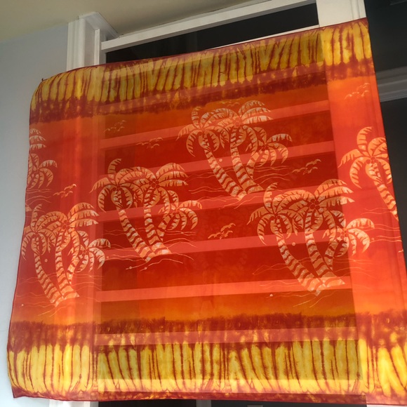 Tropical Palm-tree Pattern Sarong 41” by 75” - Picture 4 of 5